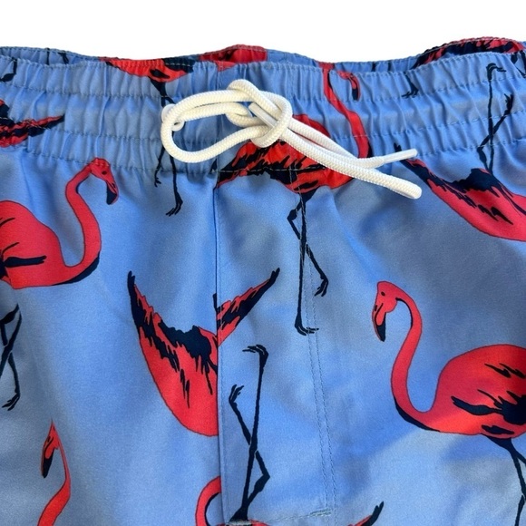 Old Navy Pink Flamingo Printed Swim UPF 40 Trunks 8 Inch Inseam - NWT with Flaw - Picture 2 of 13
